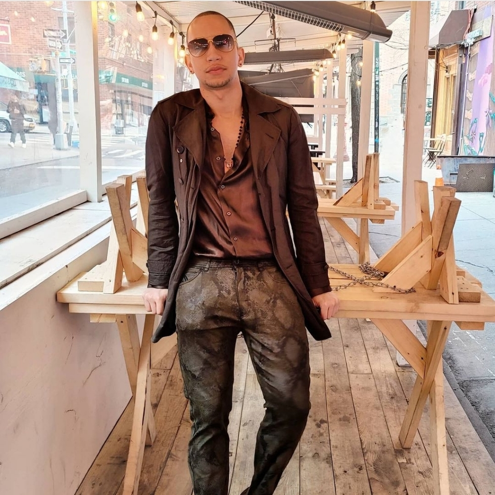 Meet your Posher, Anthony